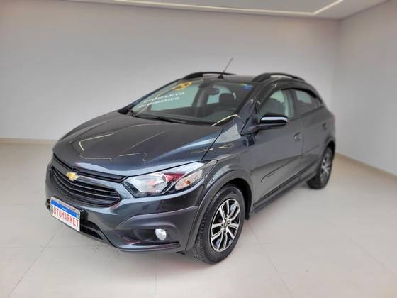 CHEVROLET ONIX 1.4 MPFI ACTIV 8V FLEX 4P AUTOMÁTICO